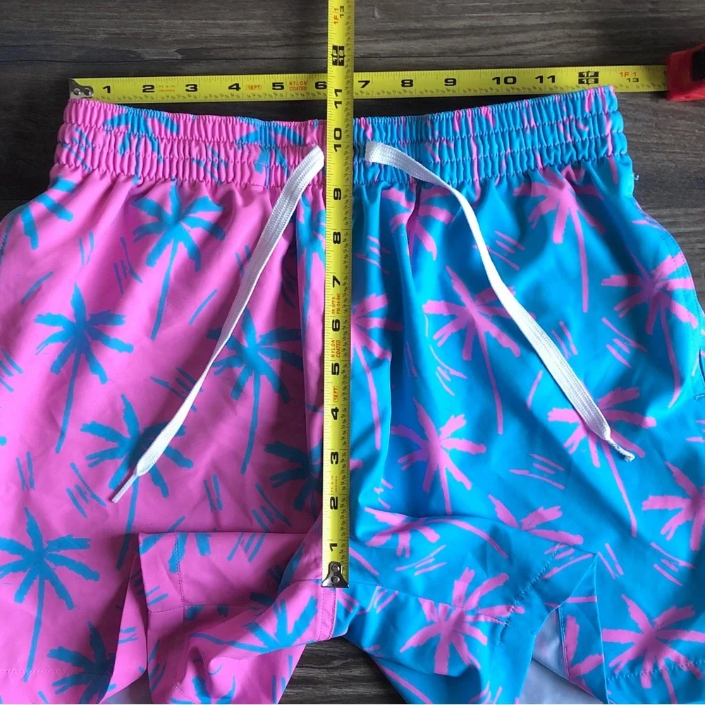 Chubbies Mens Palm Tree Print Swim Trunks Pink Blue Lined Small